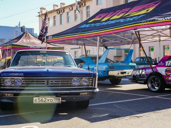 Embrace the Polka Dot Trend: Stylish UK Fashion Tips to Master This Classic Print